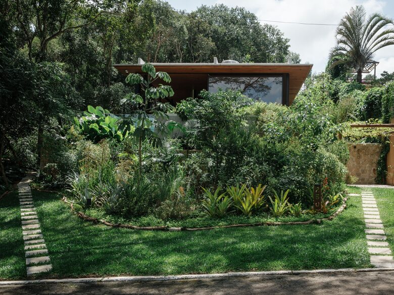 A Contemporary Forest Retreat in São Roque - São Roque, Brazil