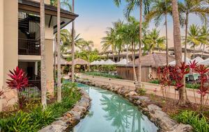 Swim-Out Lagoon Living at Sea Temple Resort & Spa Port Douglas - Port Douglas, Australia