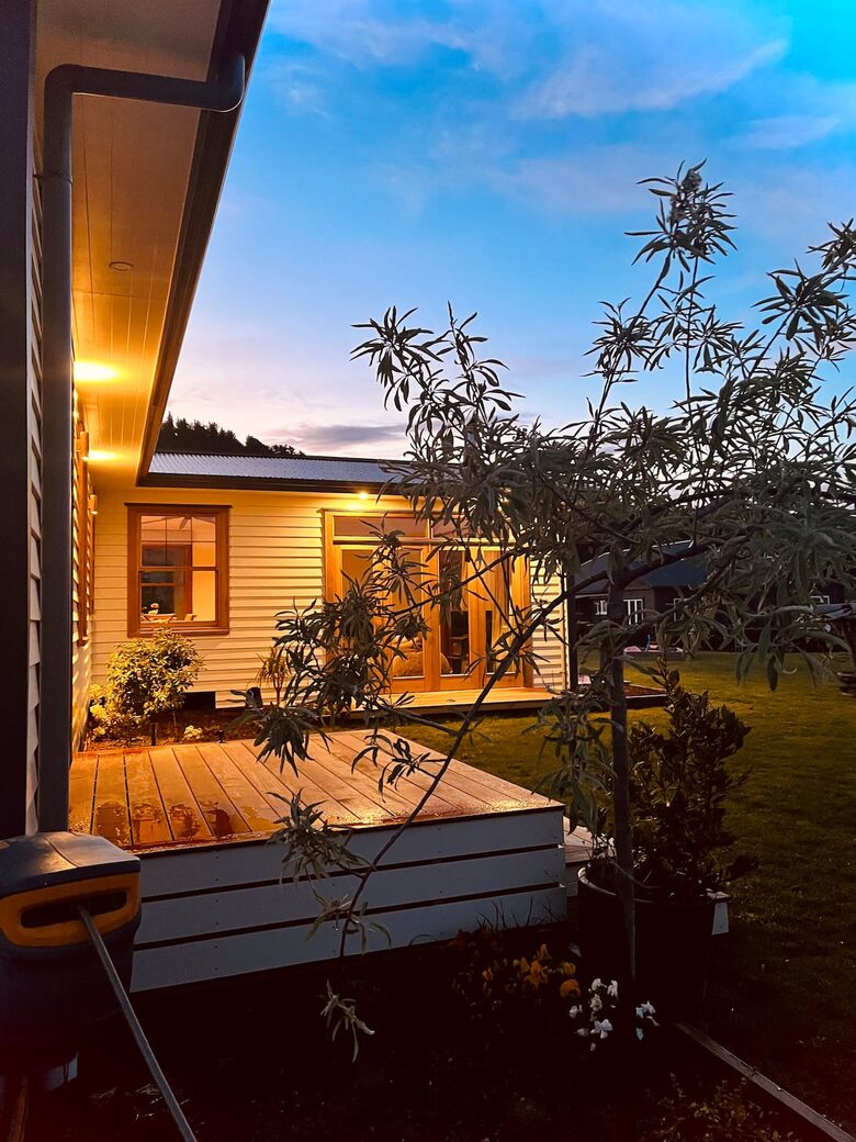 Secluded Mountain View Villa Near Wānaka - Wānaka, New Zealand