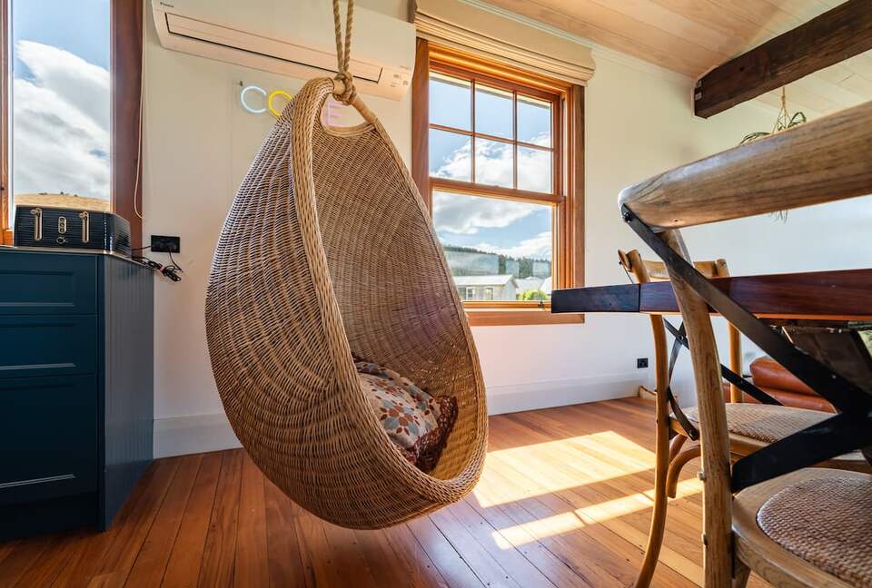 Secluded Mountain View Villa Near Wānaka - Wānaka, New Zealand