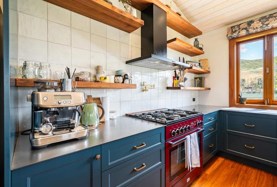 Secluded Mountain View Villa Near Wānaka - Wānaka, New Zealand