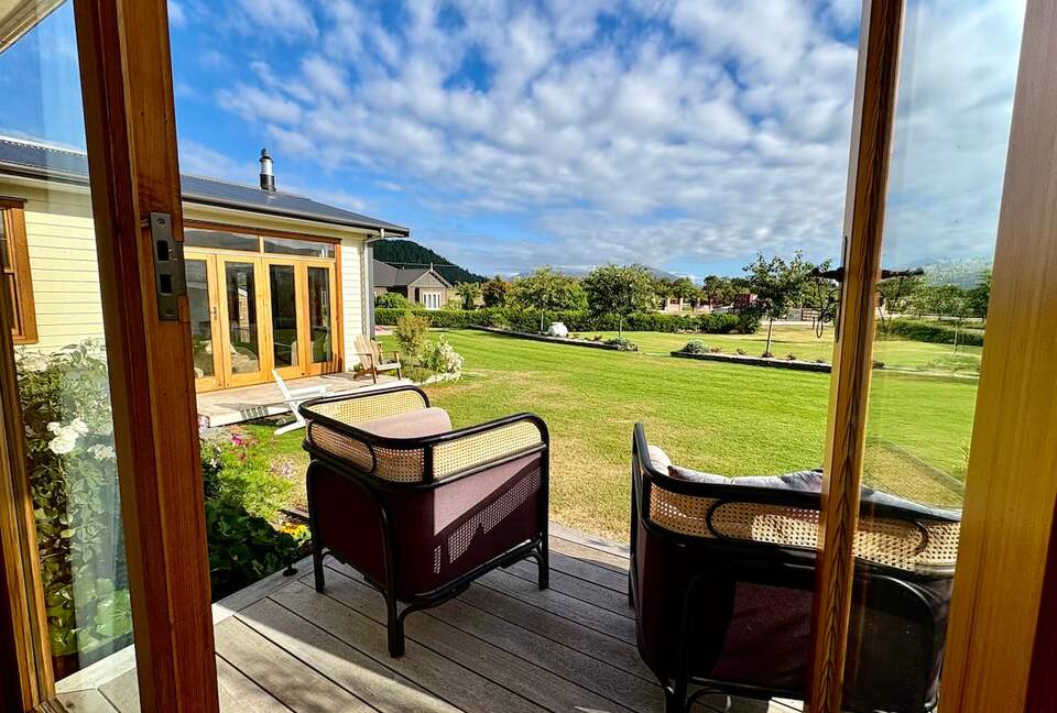 Secluded Mountain View Villa Near Wānaka - Wānaka, New Zealand