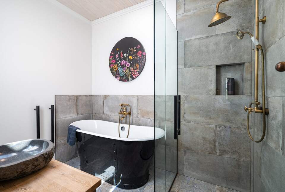 Secluded Mountain View Villa Near Wānaka - Wānaka, New Zealand