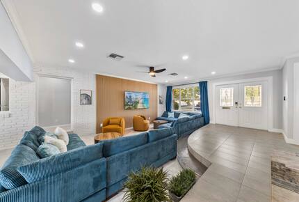 Waterfront Retreat with Pool, Pickleball & Sauna - West Palm Beach, Florida