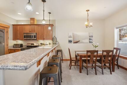 Tahoe Vista Home Near Beach & Skiing - tahoe vista, California