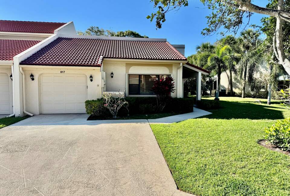 Windermere Townhouse at PGA National - Palm Beach Gardens, Florida