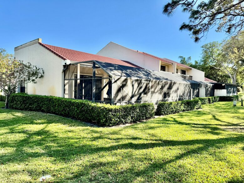 Windermere Townhouse at PGA National - Palm Beach Gardens, Florida