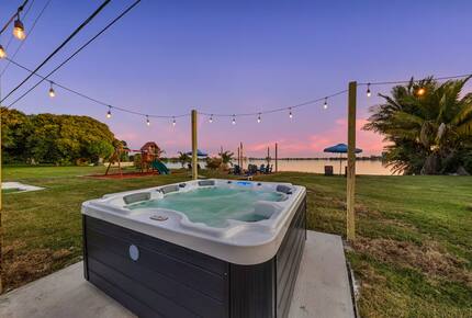 Waterfront Retreat with Pool, Pickleball & Sauna - West Palm Beach, Florida