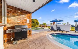 Waterfront Retreat with Pool, Pickleball & Sauna - West Palm Beach, Florida