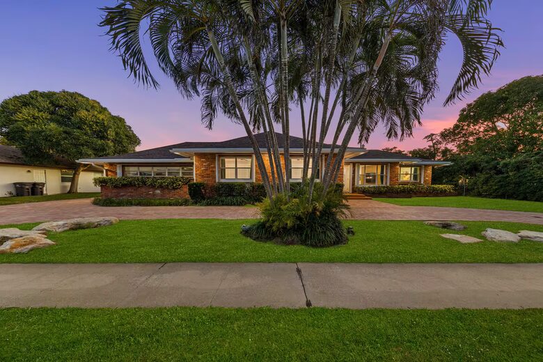 Waterfront Retreat with Pool, Pickleball & Sauna - West Palm Beach, Florida