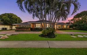 Waterfront Retreat with Pool, Pickleball & Sauna - West Palm Beach, Florida