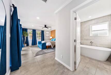 Waterfront Retreat with Pool, Pickleball & Sauna - West Palm Beach, Florida