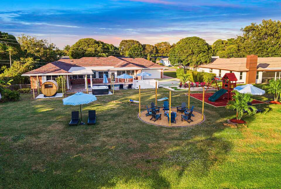 Waterfront Retreat with Pool, Pickleball & Sauna - West Palm Beach, Florida