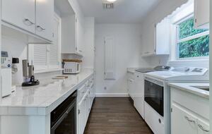 Refined Palm Beach Family Sanctuary - Palm Beach, Florida