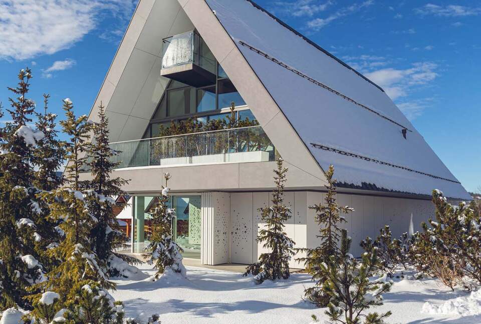 Award-Winning Alpine Sanctuary in Kościelisko - Kościelisko, Poland