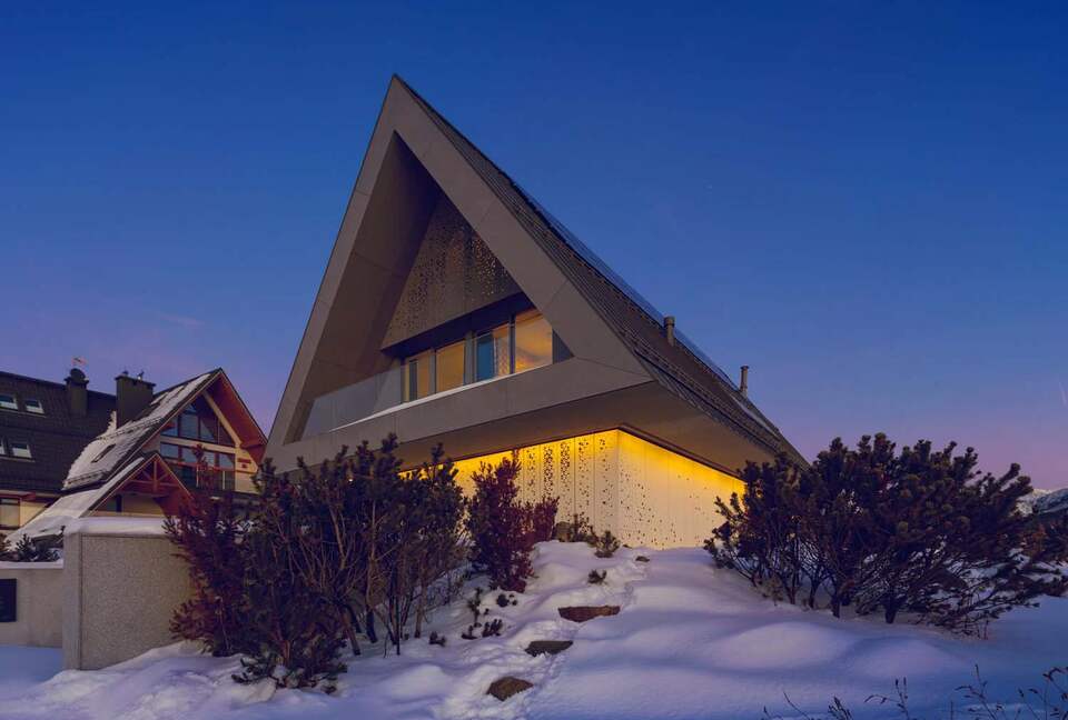 Award-Winning Alpine Sanctuary in Kościelisko - Kościelisko, Poland