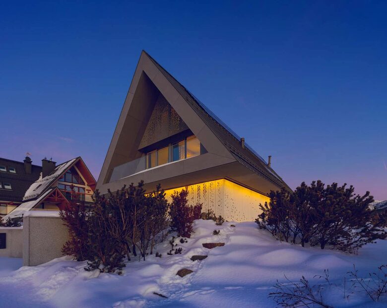 Award-Winning Alpine Sanctuary in Kościelisko - Kościelisko, Poland