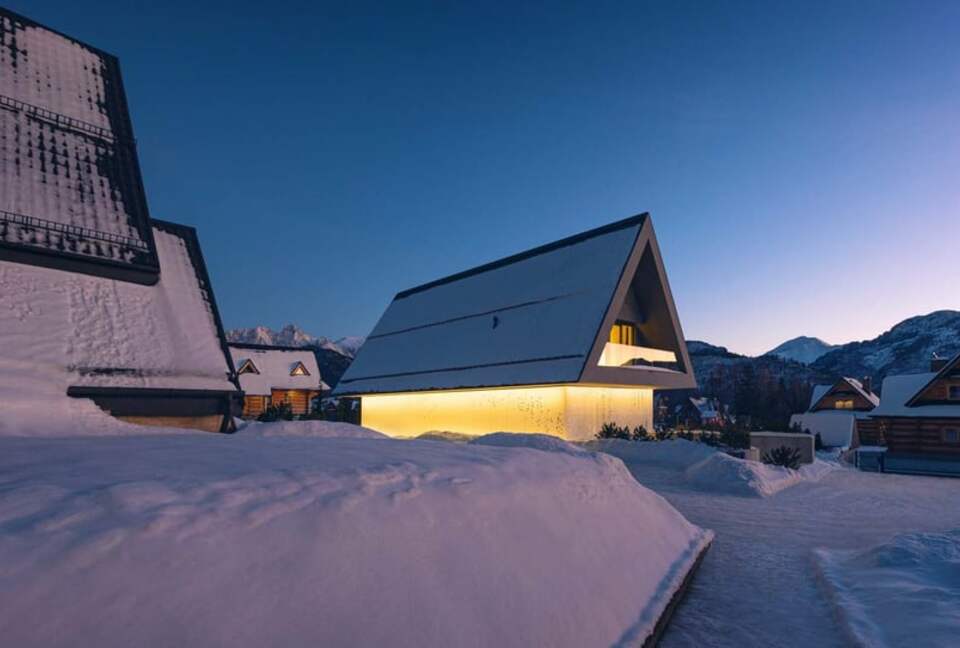 Award-Winning Alpine Sanctuary in Kościelisko - Kościelisko, Poland