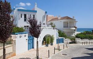 1930s Oceanview Villa Steps from Praia da Rocha - Praia da Rocha, Portugal