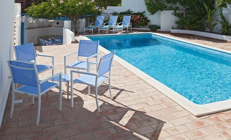 1930s Oceanview Villa Steps from Praia da Rocha - Praia da Rocha, Portugal