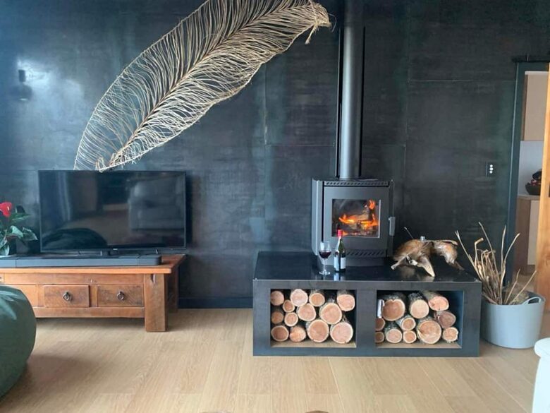 Architectural Coastal Retreat Above the Bay of Plenty - Matatā, New Zealand