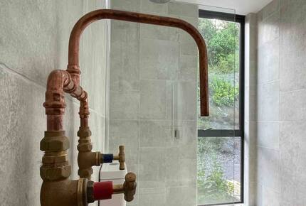 Architectural Coastal Retreat Above the Bay of Plenty - Matatā, New Zealand