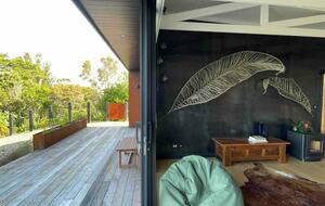 Architectural Coastal Retreat Above the Bay of Plenty - Matatā, New Zealand