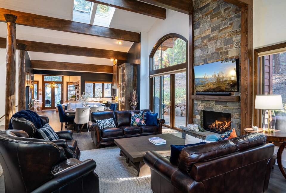 Spacious Northstar Ski & Village Escape - Truckee, California