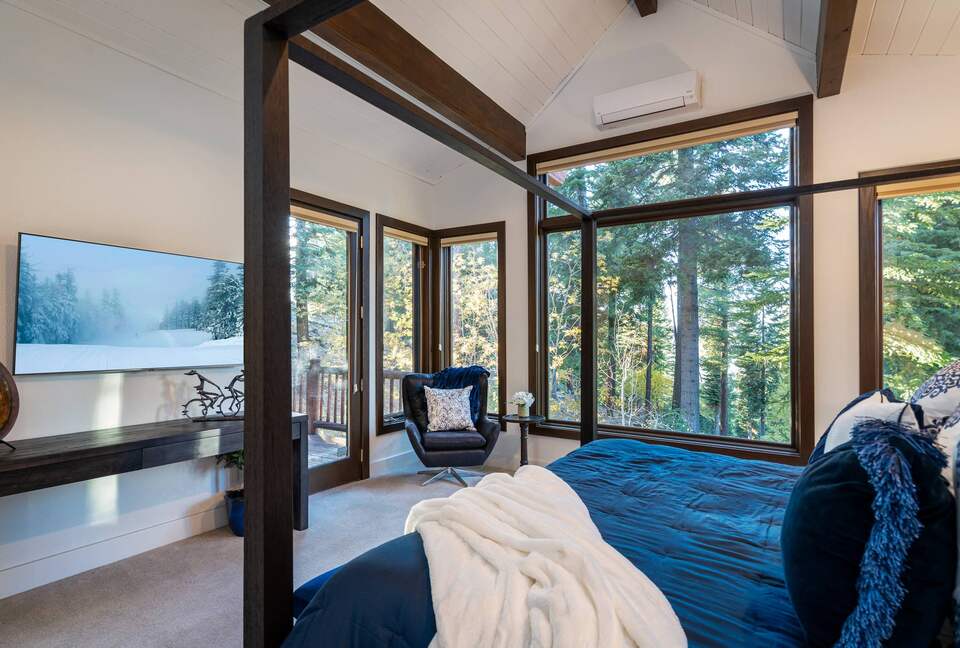 Spacious Northstar Ski & Village Escape - Truckee, California