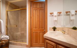 Spacious Northstar Ski & Village Escape - Truckee, California