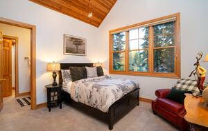 Spacious Northstar Ski & Village Escape - Truckee, California