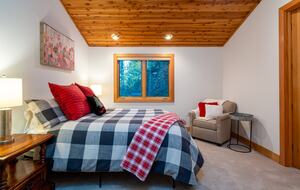 Spacious Northstar Ski & Village Escape - Truckee, California