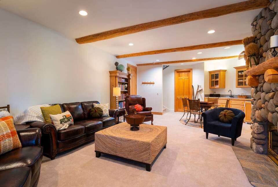 Spacious Northstar Ski & Village Escape - Truckee, California