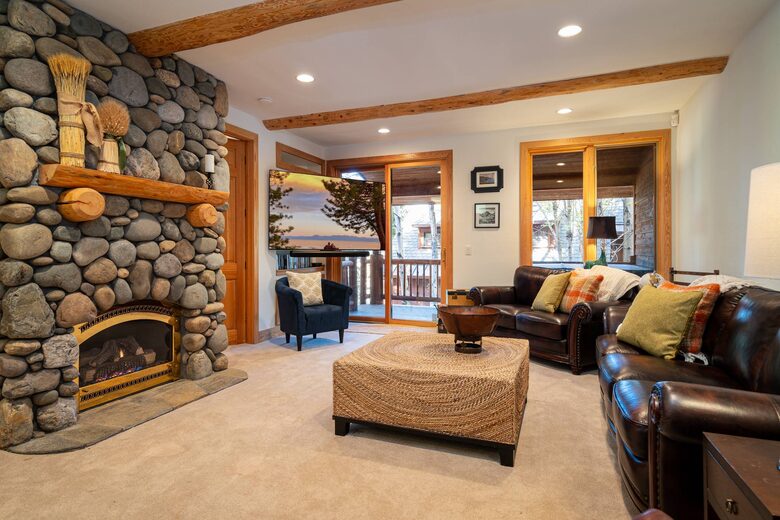 Spacious Northstar Ski & Village Escape - Truckee, California
