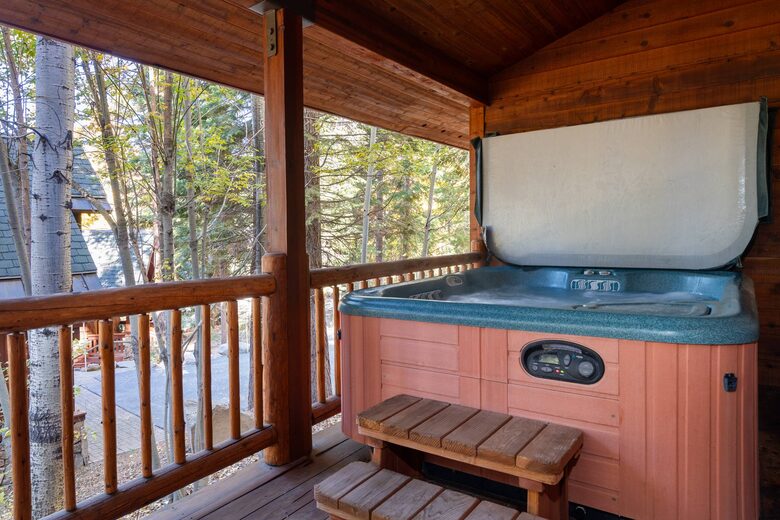 Spacious Northstar Ski & Village Escape - Truckee, California