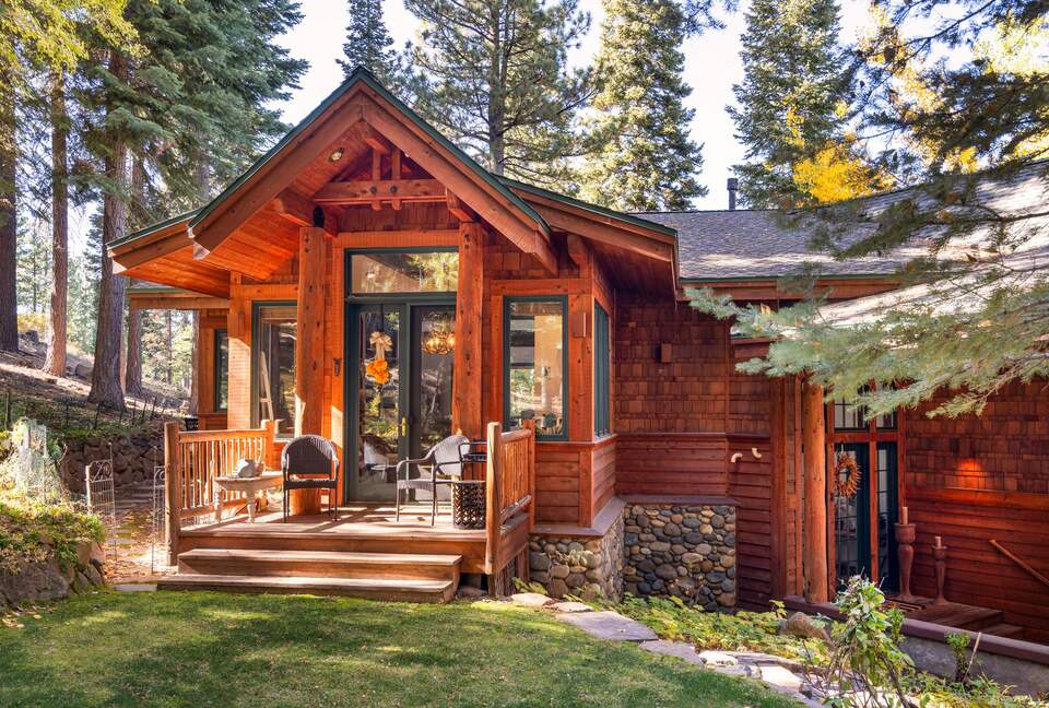 Spacious Northstar Ski & Village Escape - Truckee, California