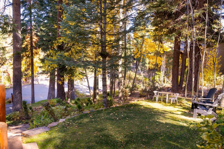 Spacious Northstar Ski & Village Escape - Truckee, California