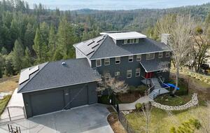 Sierra Foothills Sunset Estate - Colfax, California