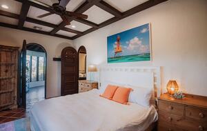 Spanish-Style Harbourfront Escape in Abaco - Marsh Harbour, Bahamas