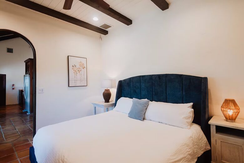 Spanish-Style Harbourfront Escape in Abaco - Marsh Harbour, Bahamas