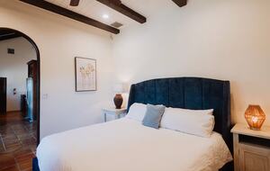 Spanish-Style Harbourfront Escape in Abaco - Marsh Harbour, Bahamas