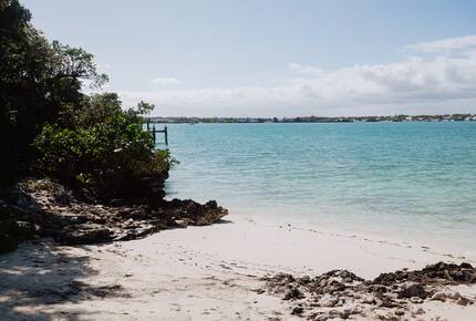 Spanish-Style Harbourfront Escape in Abaco - Marsh Harbour, Bahamas