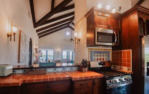 Spanish-Style Harbourfront Escape in Abaco - Marsh Harbour, Bahamas