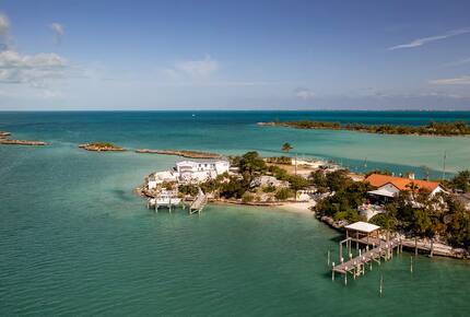 Spanish-Style Harbourfront Escape in Abaco - Marsh Harbour, Bahamas