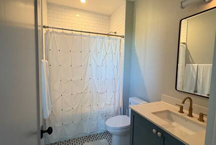 Island Living Near Whitney Beach - Longboat Key, Florida