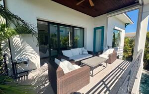 Island Living Near Whitney Beach - Longboat Key, Florida