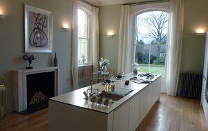 The Wallfield Park Residence - Reigate and Banstead, United Kingdom