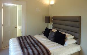 The Wallfield Park Residence - Reigate and Banstead, United Kingdom