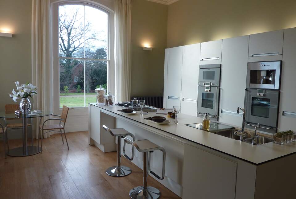 The Wallfield Park Residence - Reigate and Banstead, United Kingdom