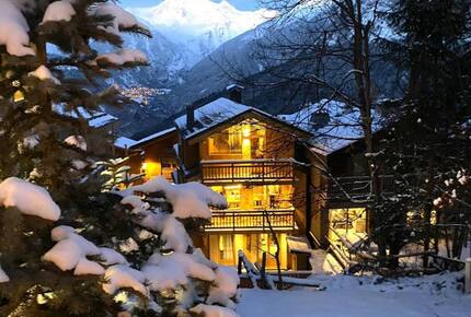 Exclusive Courchevel Village Chalet with Private Spa Facilities - Courchevel, France